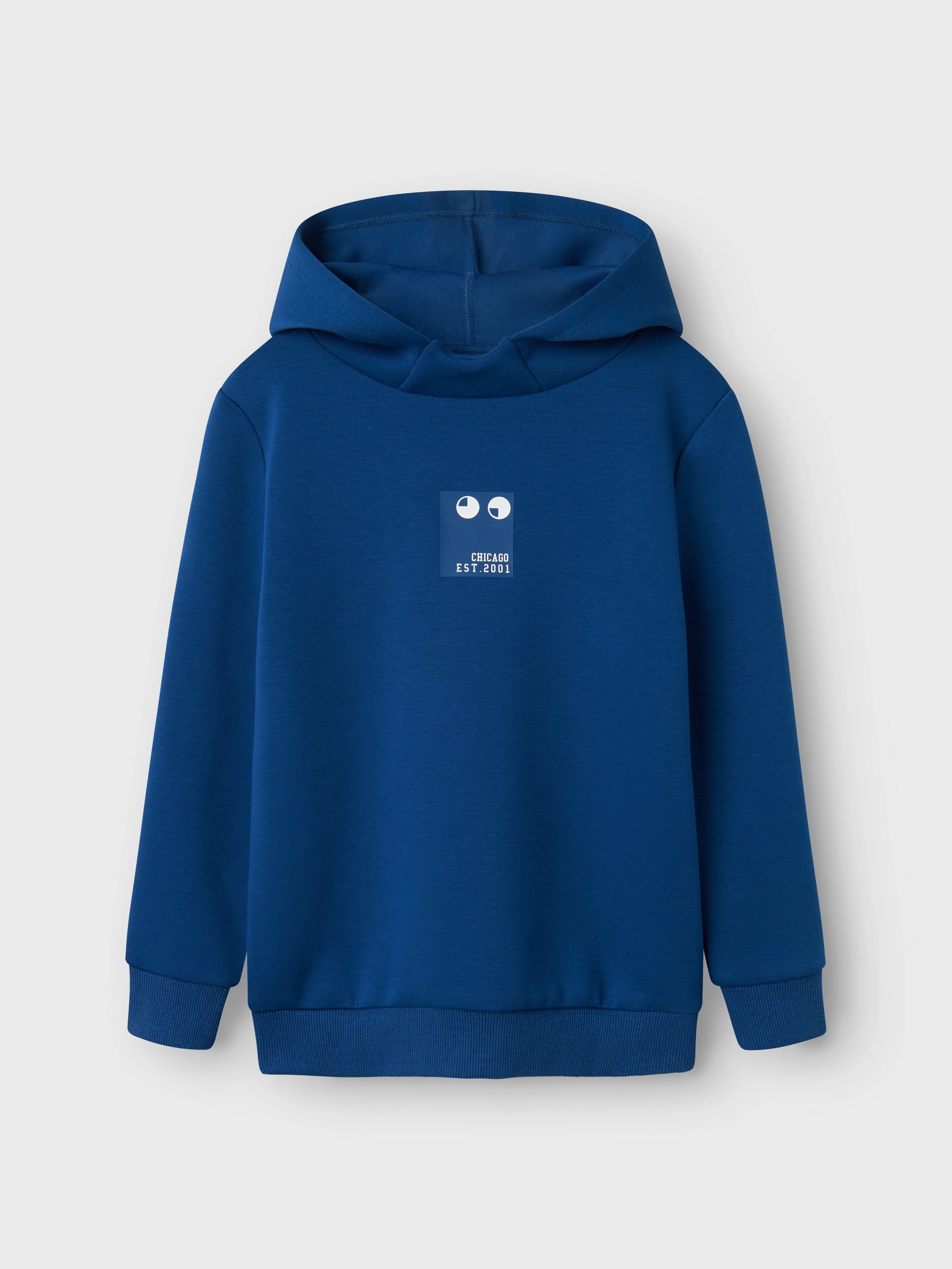 Knallblå, färgglad hoodie till pojke. Enfärgad blå luvtröja till kille från Name it.
NKMBETHEO LS SWEAT WH UNB
13238863