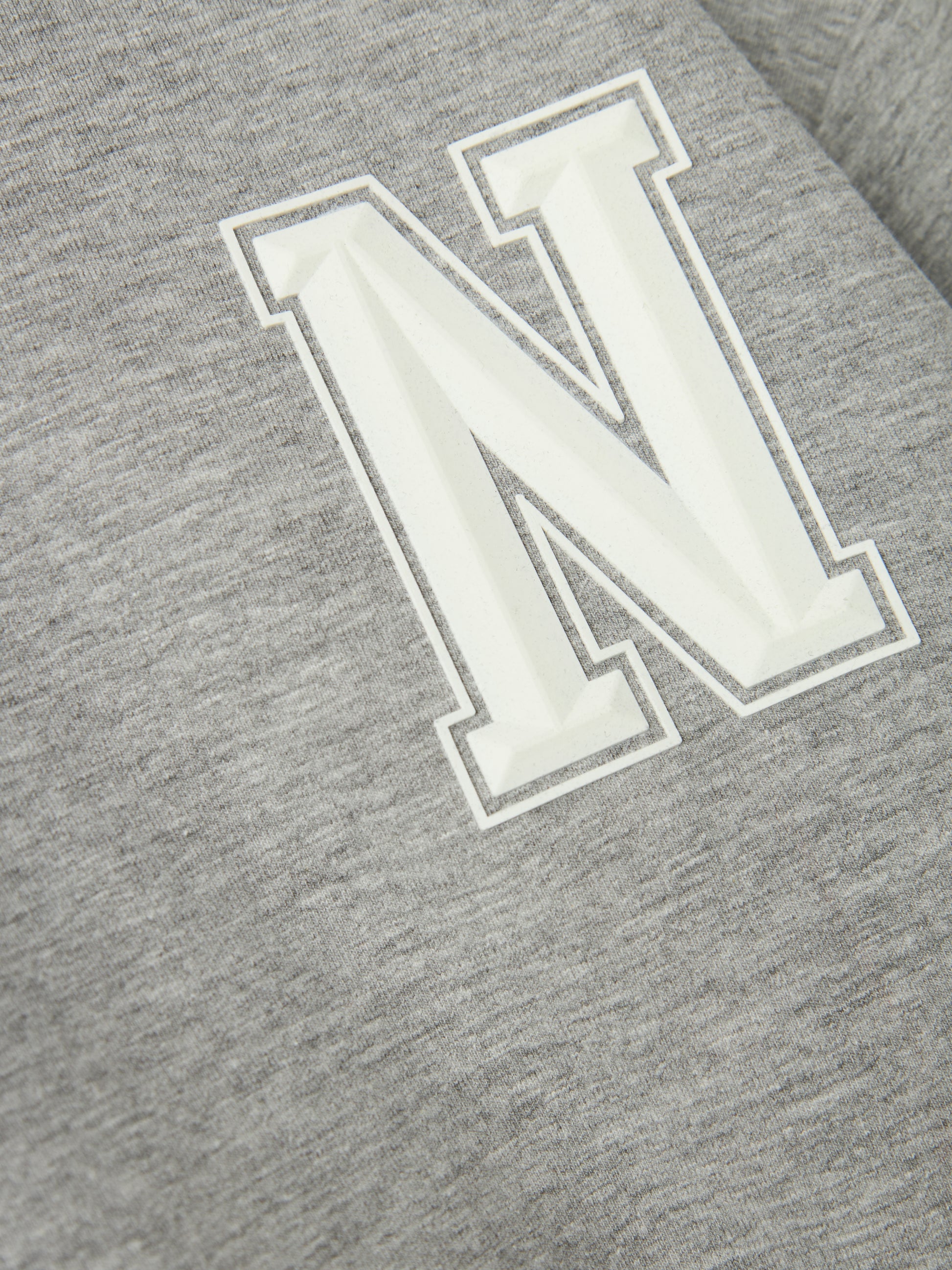 Sweat tröja i cool modell till pojke och flicka. Ekologisk barn tröja i unisex modell.
 NMMTOLLO RLX SWEAT BRU
13238931