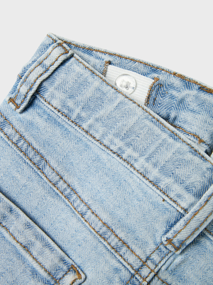 Ljus blå jeans kjol till tjej, flicka. Ungdomskläder och barn kläder från Name it. 
NKFAMELIA SHORT CAR DNM SKIRT 2588-NS D
13239974