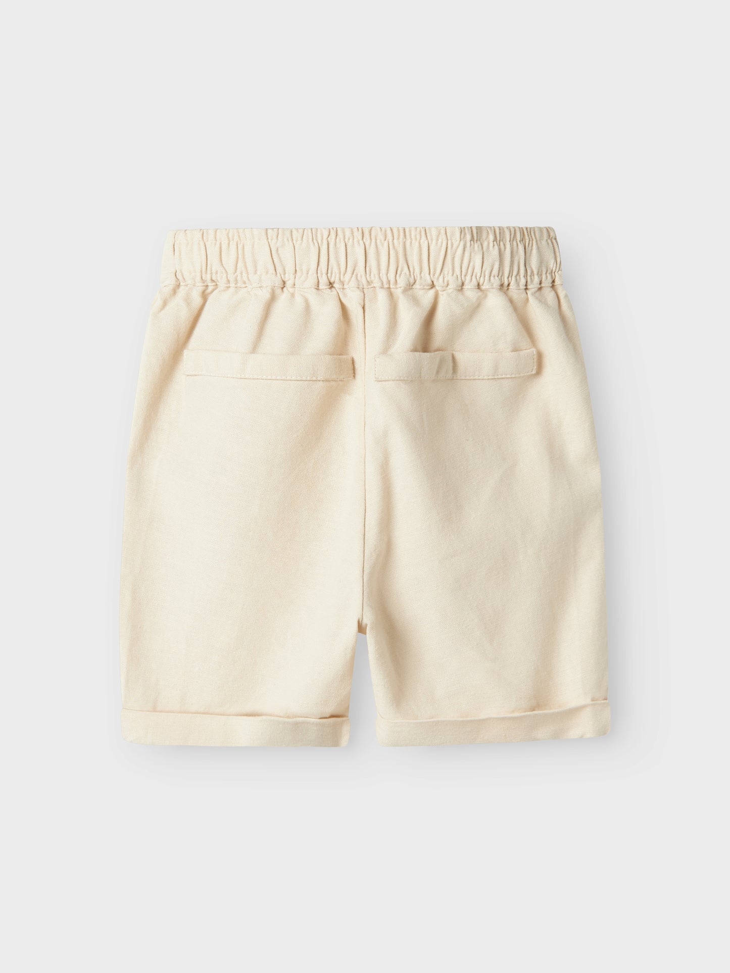 Beige shorts i lin, linneshorts till pojke i eko vero från Name it.
NMMFAHER SHORTS F
13227710