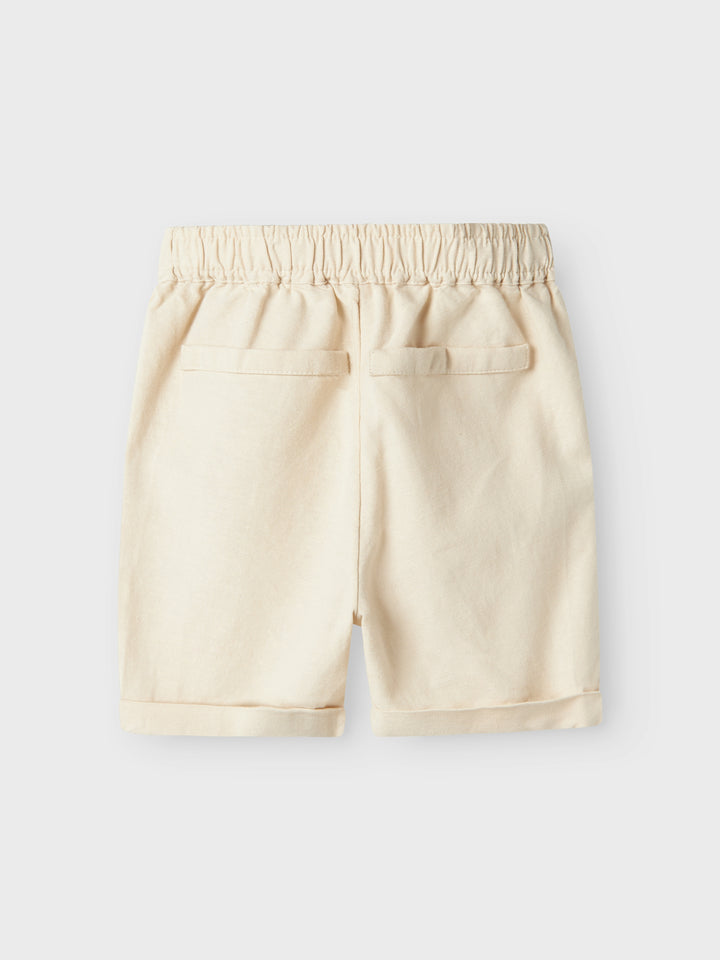 Beige shorts i lin, linneshorts till pojke i eko vero från Name it.
NMMFAHER SHORTS F
13227710