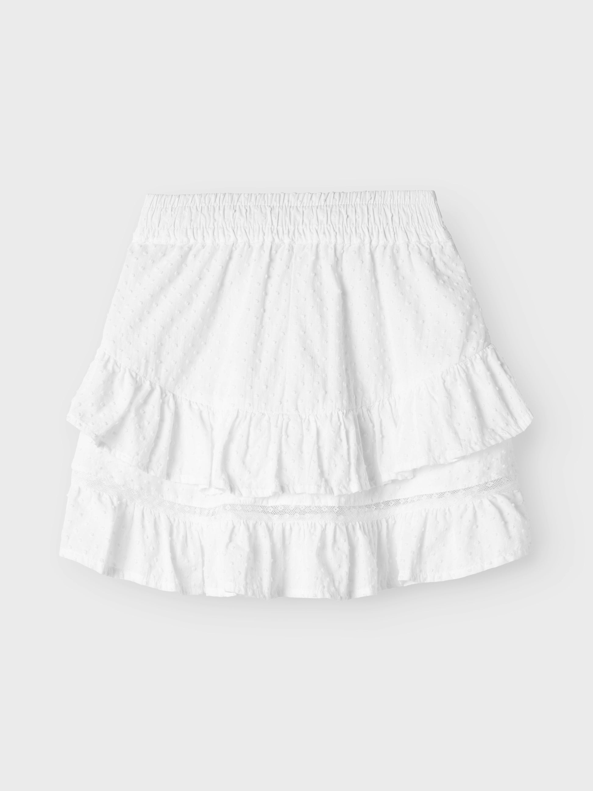 Vit vacker volang kjol till flicka, tjej från Name it. Sommarkjol perfekt till skolavslutning och midsommar fest.
NKFFATIDIAS SKIRT
13240162