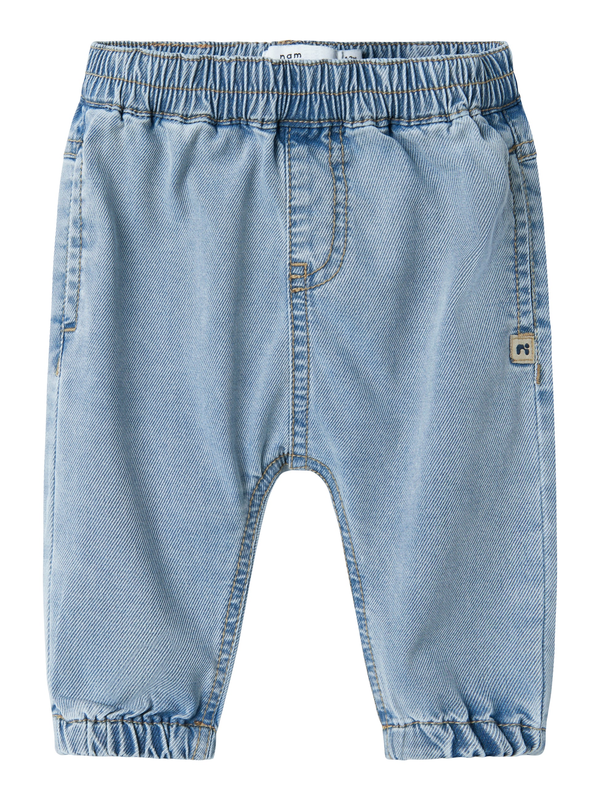 Ljus blå baby jeans till pojke. Bebis byxor till nyfödd kille från Name it.
NBMBEN R JEANS 1495-YB D
13240578