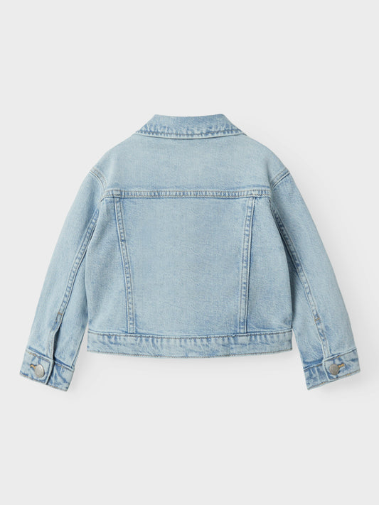 Mjuk och stretchig jeans jacka till pojke. Jeansjacka till liten tjej eller kille med dragkedja till stängning. Vårjacka från Name it.
NMMTONE DNM JACKET 5560-AQ D
13240625