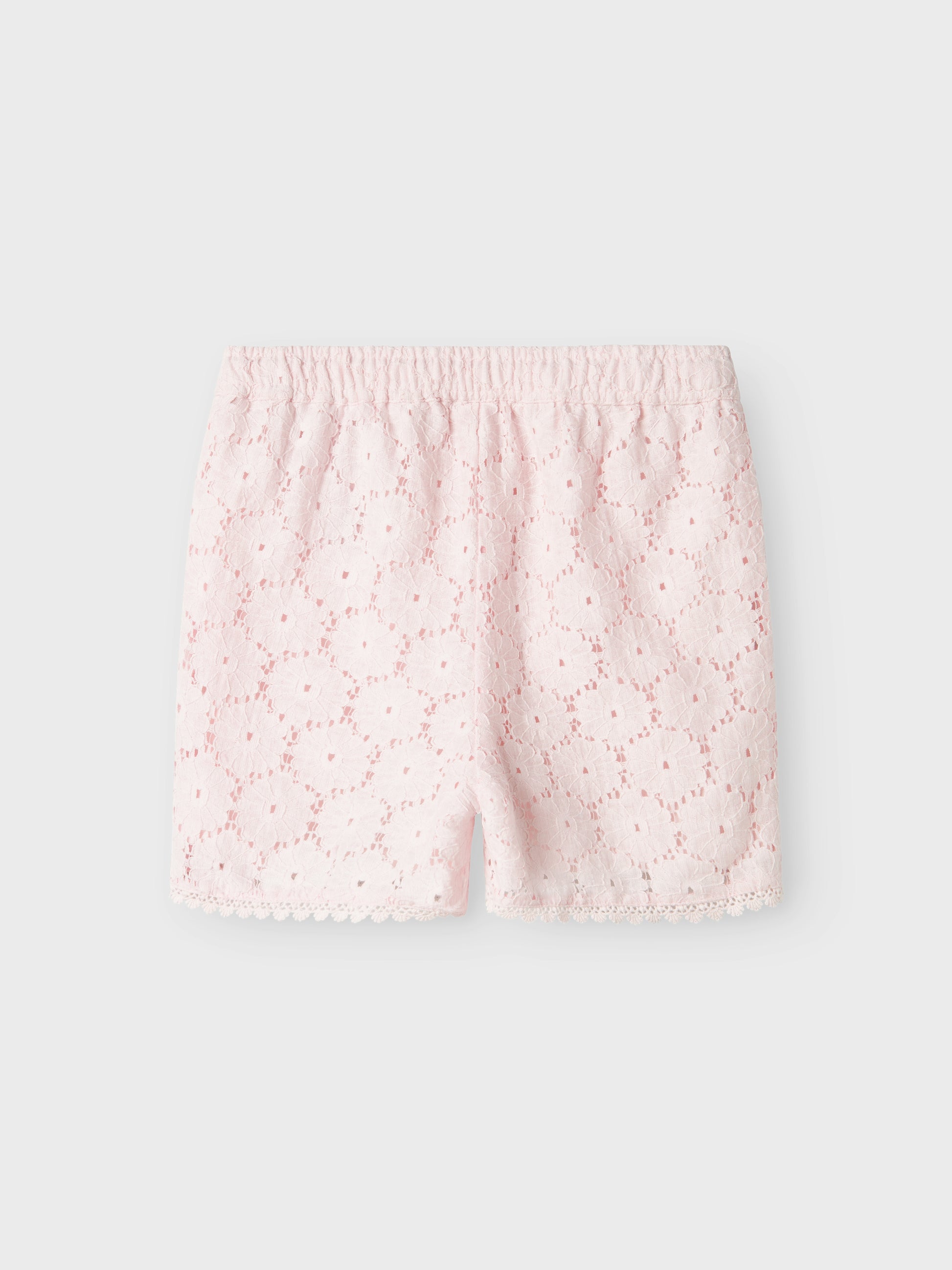 Rosa shorts till flicka i tyg av spets. Broderie anglaise shorts till tjej från Name it.
NKFFETILLE SHORTS
13240819