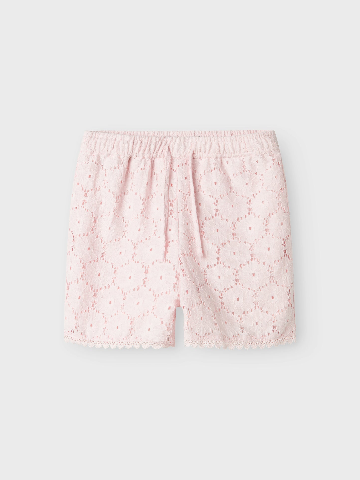 Rosa shorts till flicka i tyg av spets. Broderie anglaise shorts till tjej från Name it.
NKFFETILLE SHORTS
13240819