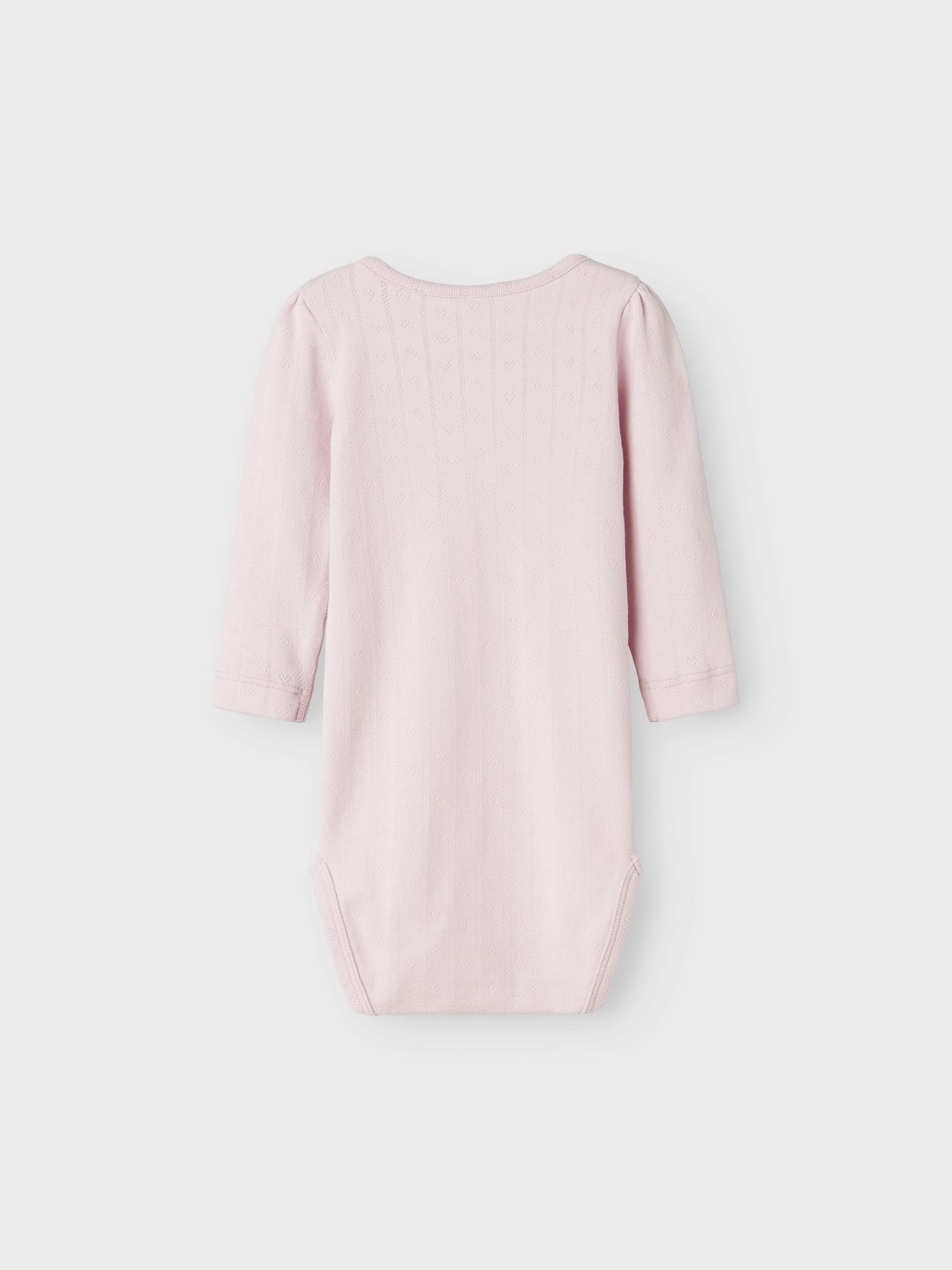 Söt rosa baby body med spets och små hjärtan. Bebis bodysuit till flicka. Ekologiska babykläder från Name it.
NBFDAGNES LS BODY
13241089