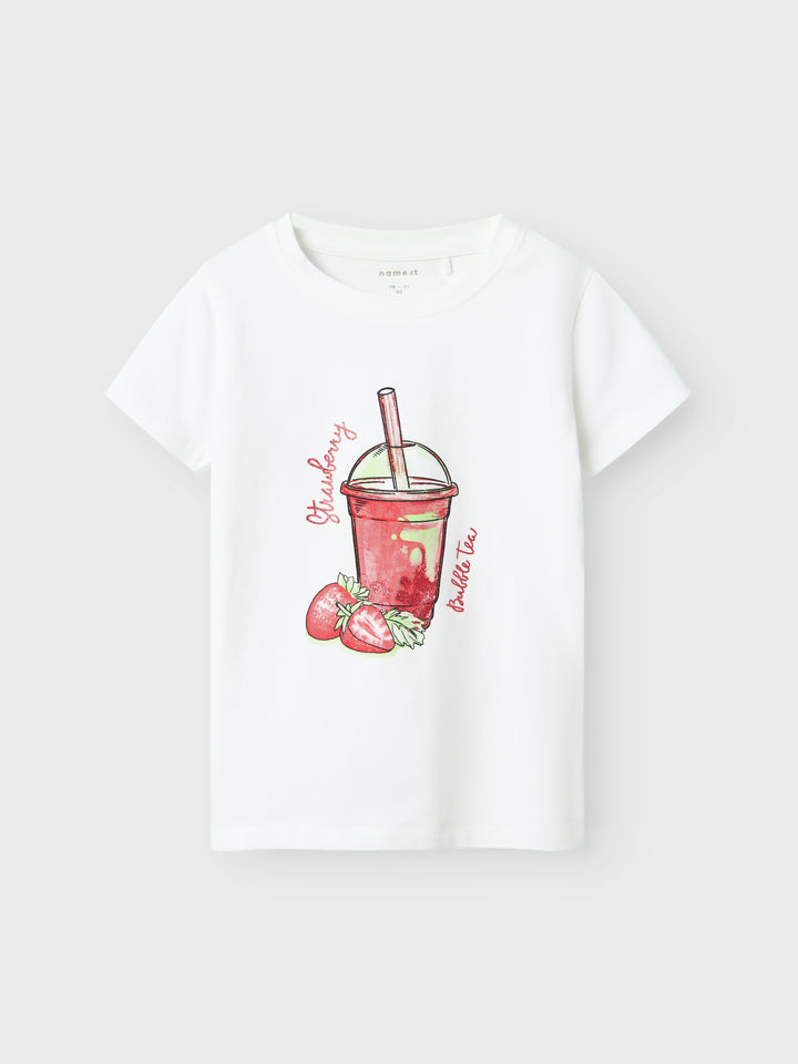 Vit kortärmad t-shirt med jordgubbs saft lemonad till flicka. Sommar topp, ekologiska barnkläder från Name it.
NMFFOJI SS TOP BOX
13241048