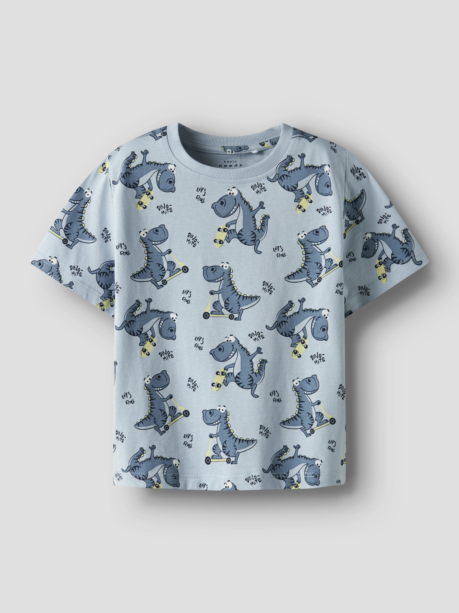 Dinosaurie t-shirt till pojke i ekologisk bomull. Kortärmad blå tröja med dino till liten kille.
NMMVALTHER SS NREG TOP
13241581