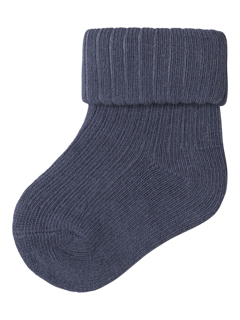 Blå baby strumpa till pojke. Bebis strumpor till nyfödd. Strumpor som sitter kvar.
NBMNOBBU SOCK
13207468