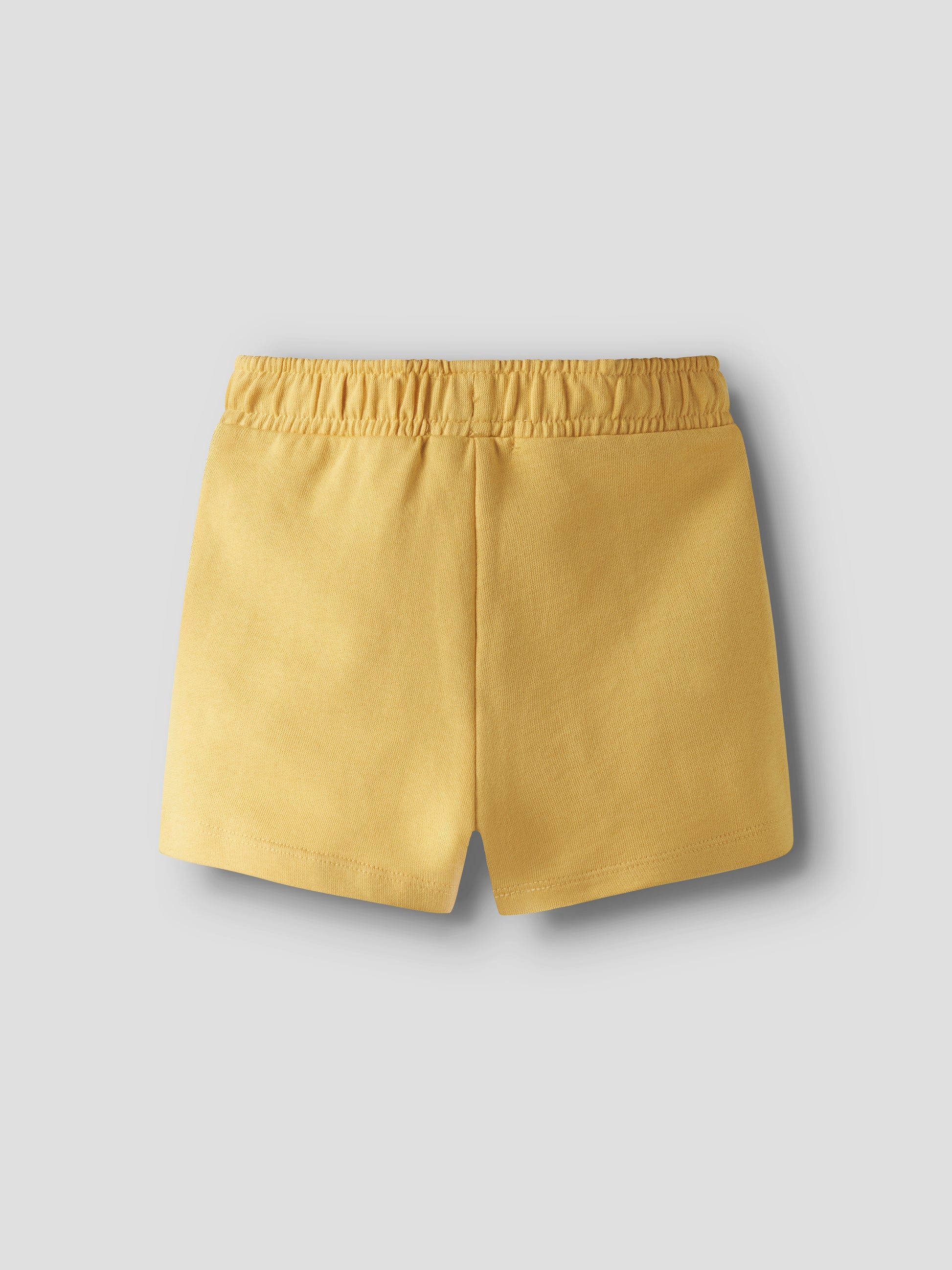 Gul sweat short till pojke med broderad helikopter på. Barn shorts från Name it.
NMMFRITZO NREG SWE SHORTS UNB PB
13238144