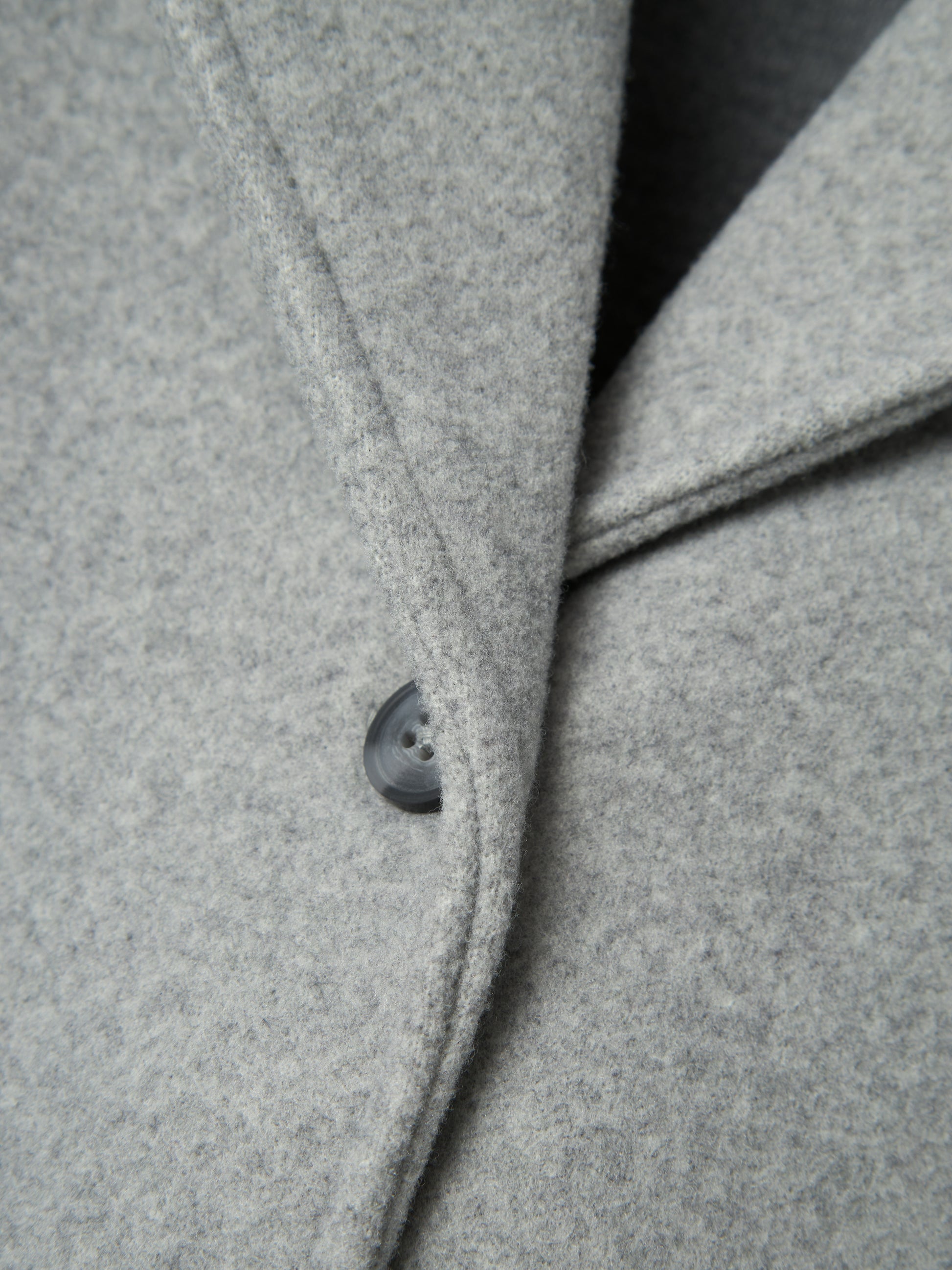 Snygg grå kort jacka till ungdom tjej som vill ha den perfekta jackan till alla tillfällen. Trenchcoat för den tendiga.
NLFLOVE LS SHORT TRENCH COAT
13238445