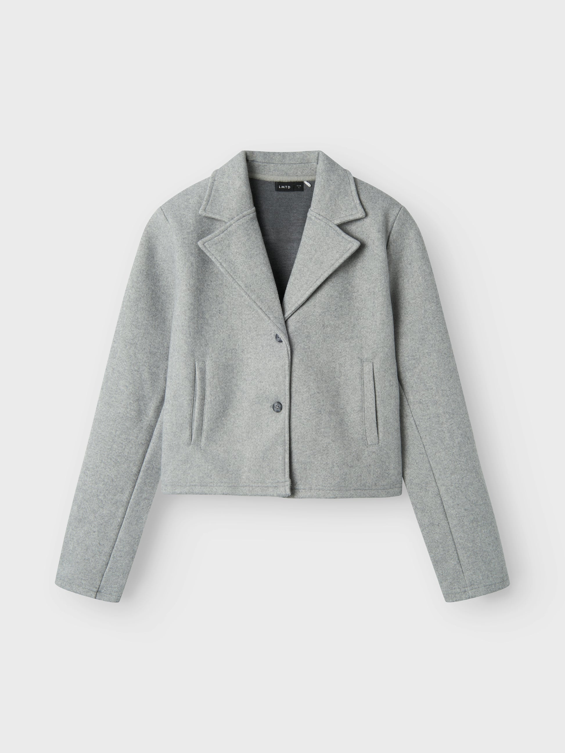 Snygg grå kort jacka till ungdom tjej som vill ha den perfekta jackan till alla tillfällen. Trenchcoat för den tendiga.
NLFLOVE LS SHORT TRENCH COAT
13238445