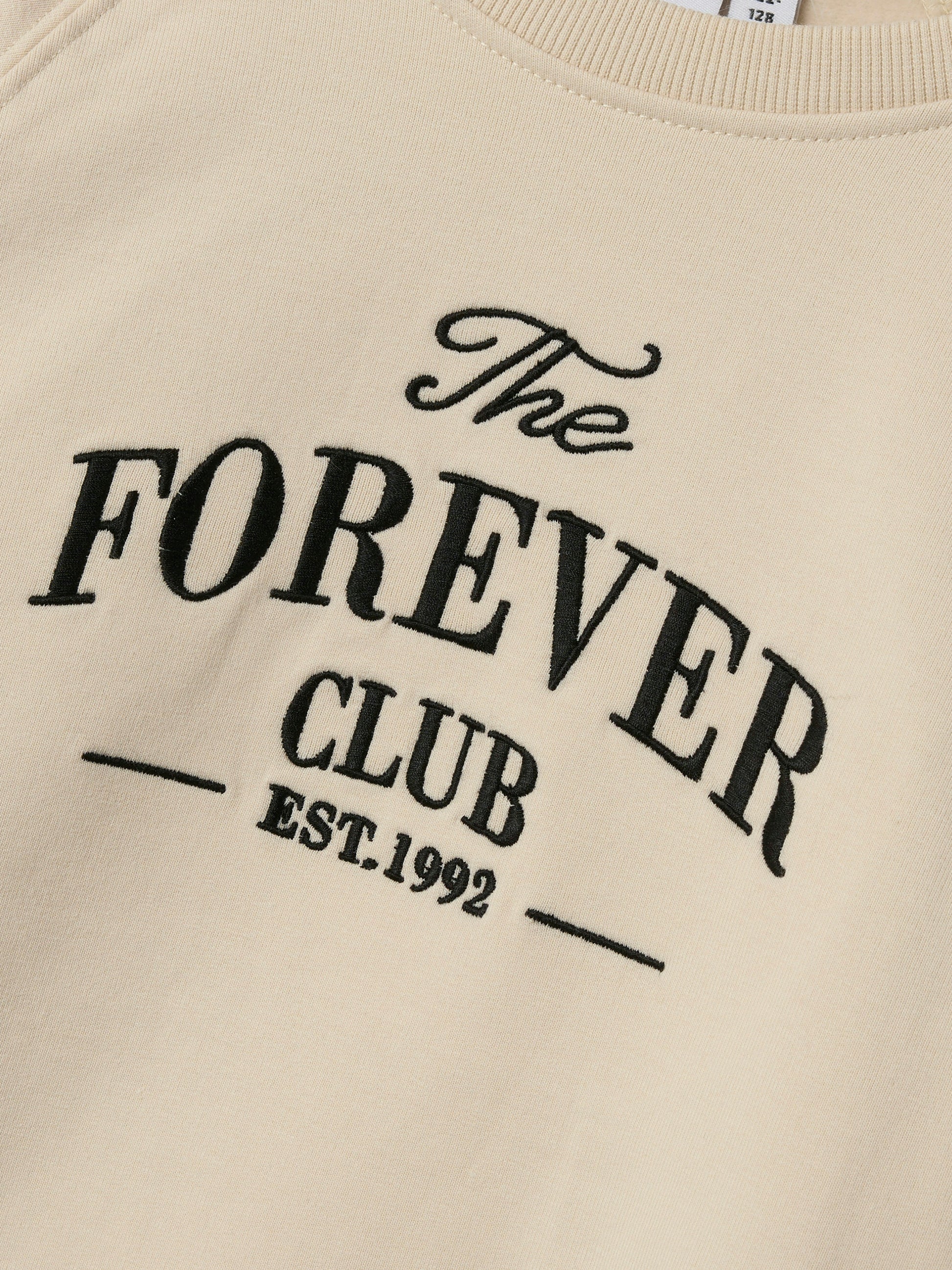 Beige enfärgad ekologisk tröja med print till tjej, ungdom.
Ekologiska barnkläder från Name it. Sweatshirt till flicka.
NKFTOMAK LS SWEAT BRU
13238920