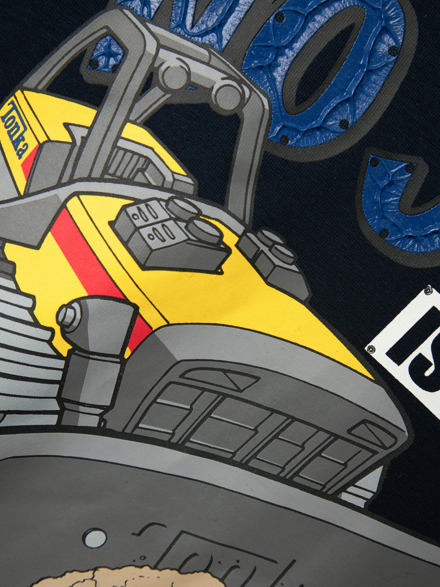 Blå långärmad tröja till pojke, kille från Name it. Traktor topp med grävare Tonka på.
NMMJEREMY TONKA LS NREG TOP CPLG
13238401