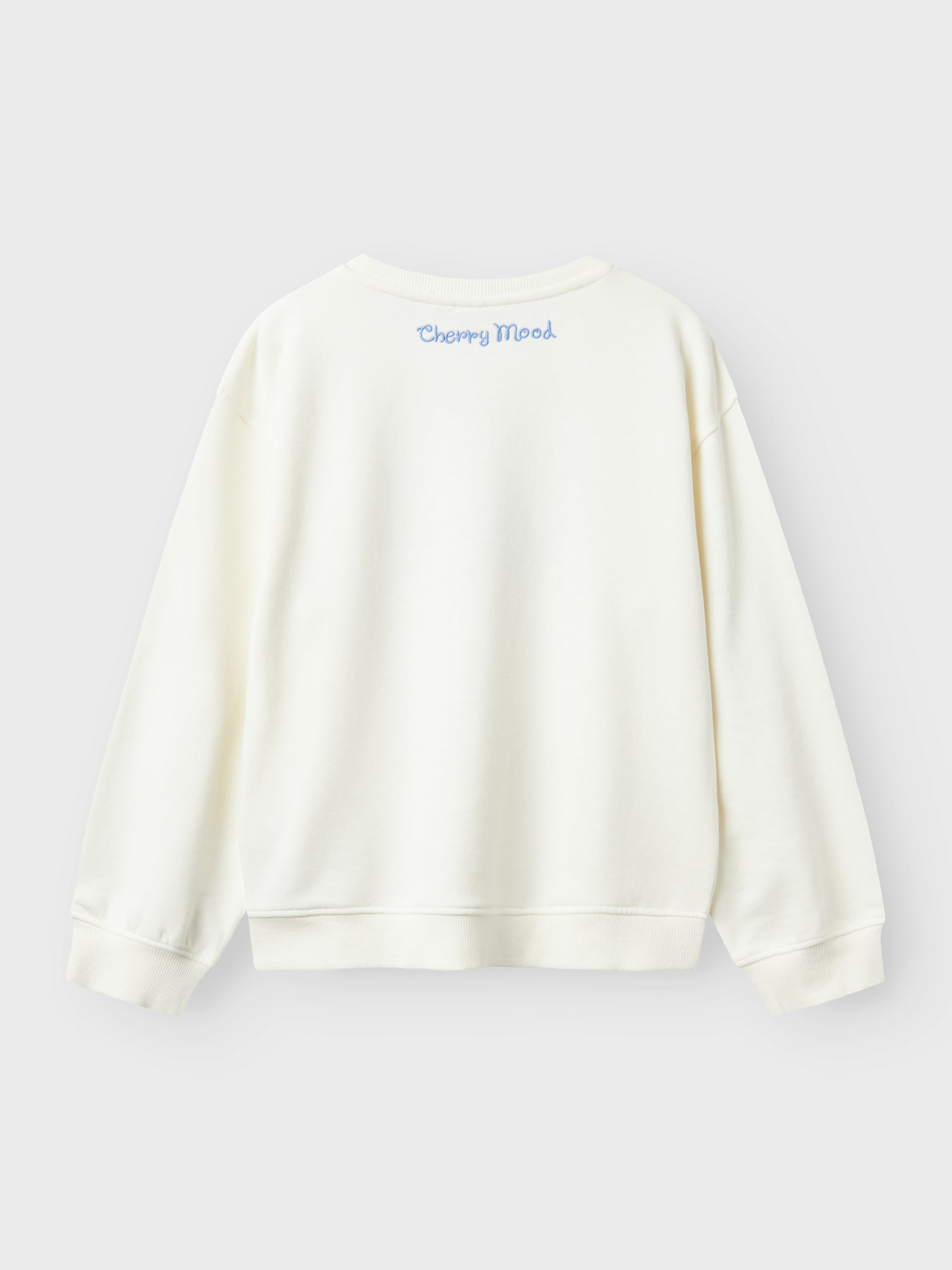 Vit långärmad tröja med cherry fram och broderad text bak till flicka. Tjej sweatshirt i ekologisk bomull  från Name it. Sweat tröja.
NKFBOLADE LS NREG SWEAT UNB BOX
13238925