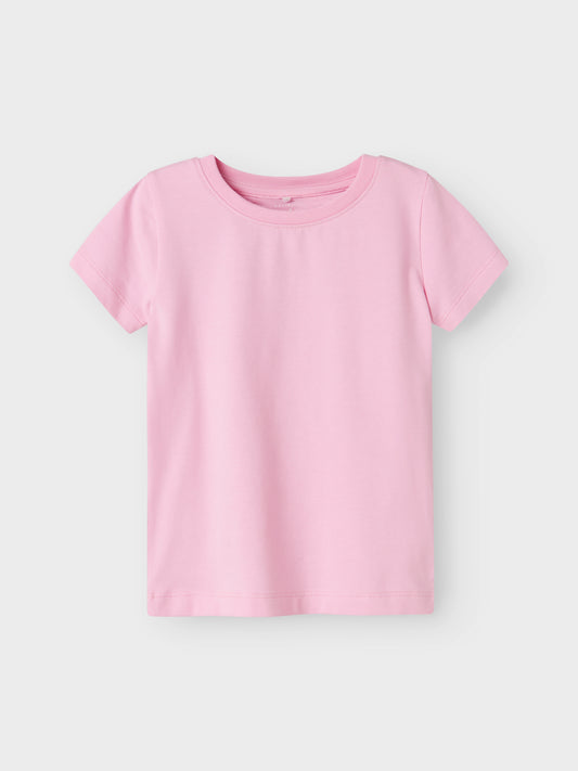 Rosa kortärmad topp till flicka. Tjej t-shirt helvit i ekologisk bomull.
NMFVIBBI SS TOP NOOS
13240375