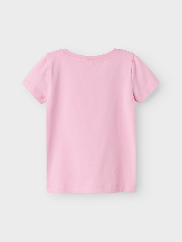 Rosa kortärmad topp till flicka. Tjej t-shirt helvit i ekologisk bomull.
NMFVIBBI SS TOP NOOS
13240375