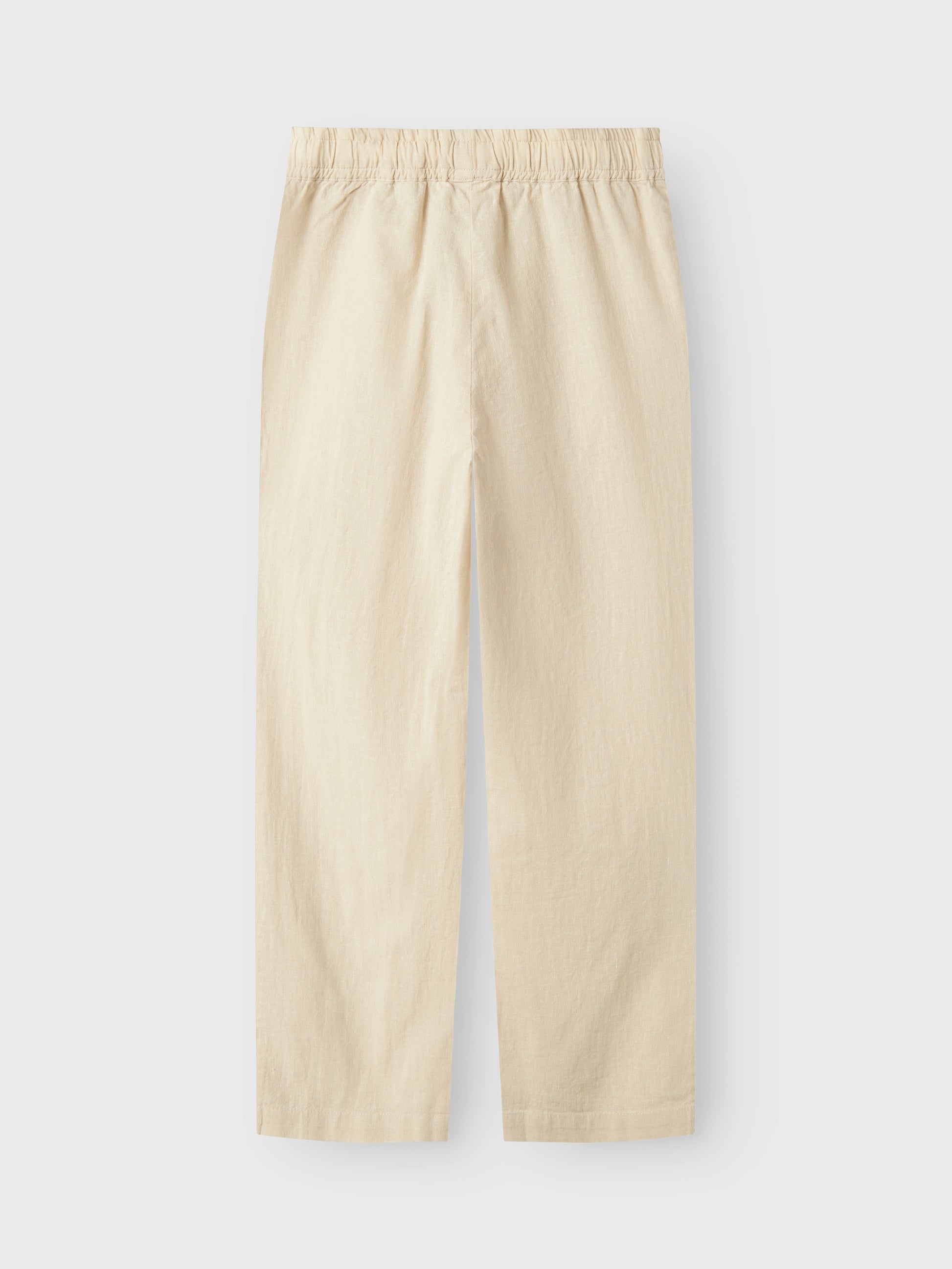 Beige rak linne byxa till kille. Skön linnebyxa till pojke, barn och ungdom. Snygg, sval och sköna byxor i lin från Name it, ekologiska barnkläder.
NKMFALINNEN PANT
13240459