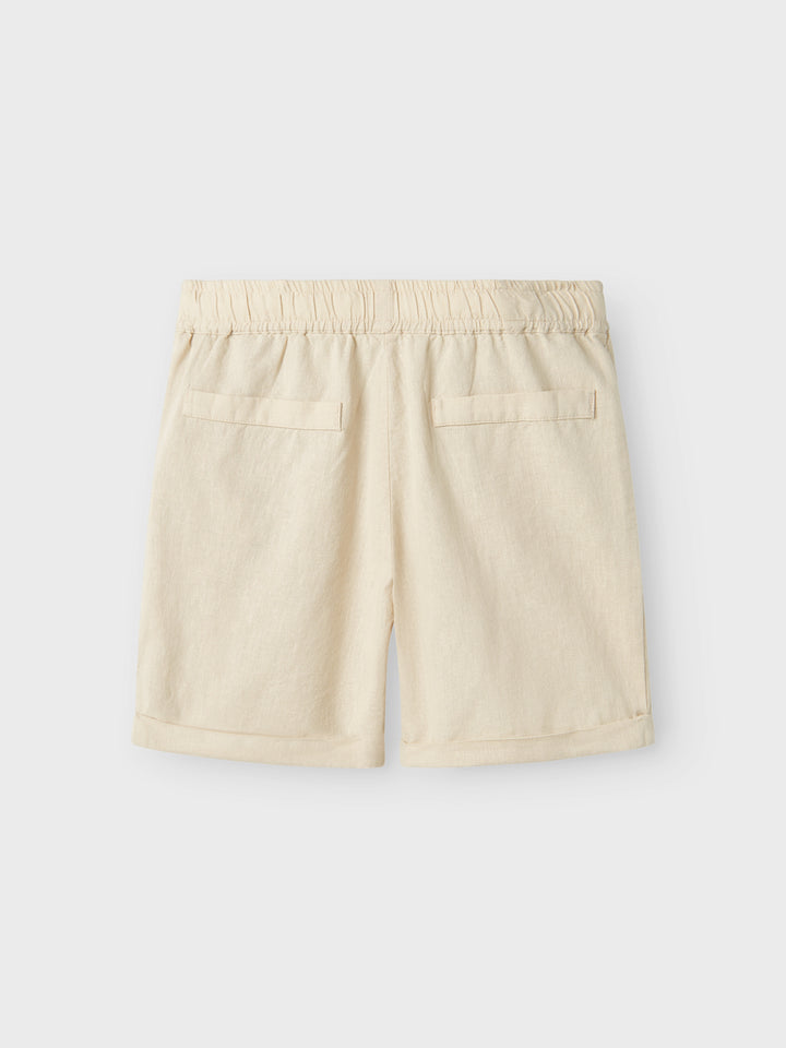 Beige linne shorts till pojke. Linneshorts till kille barn och ungdom.
NKMFALINNEN SHORTS
13240460