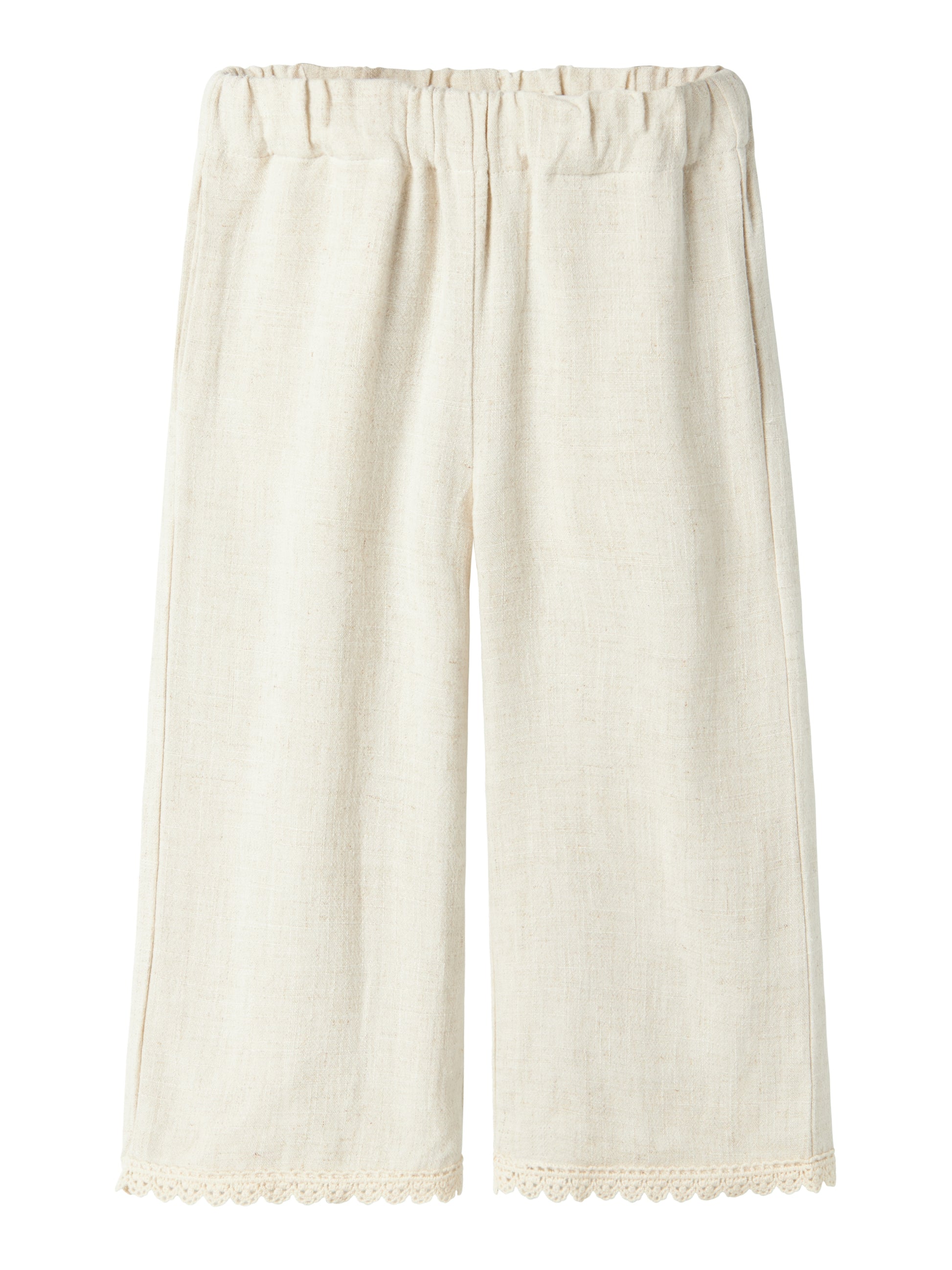Ljus beige linne byxa till flicka från Lil 'Atelier. Sköna linnebyxor perfekta för fina sommardagar.
NMFFRIGG CROPPED PANT LIL
13240797