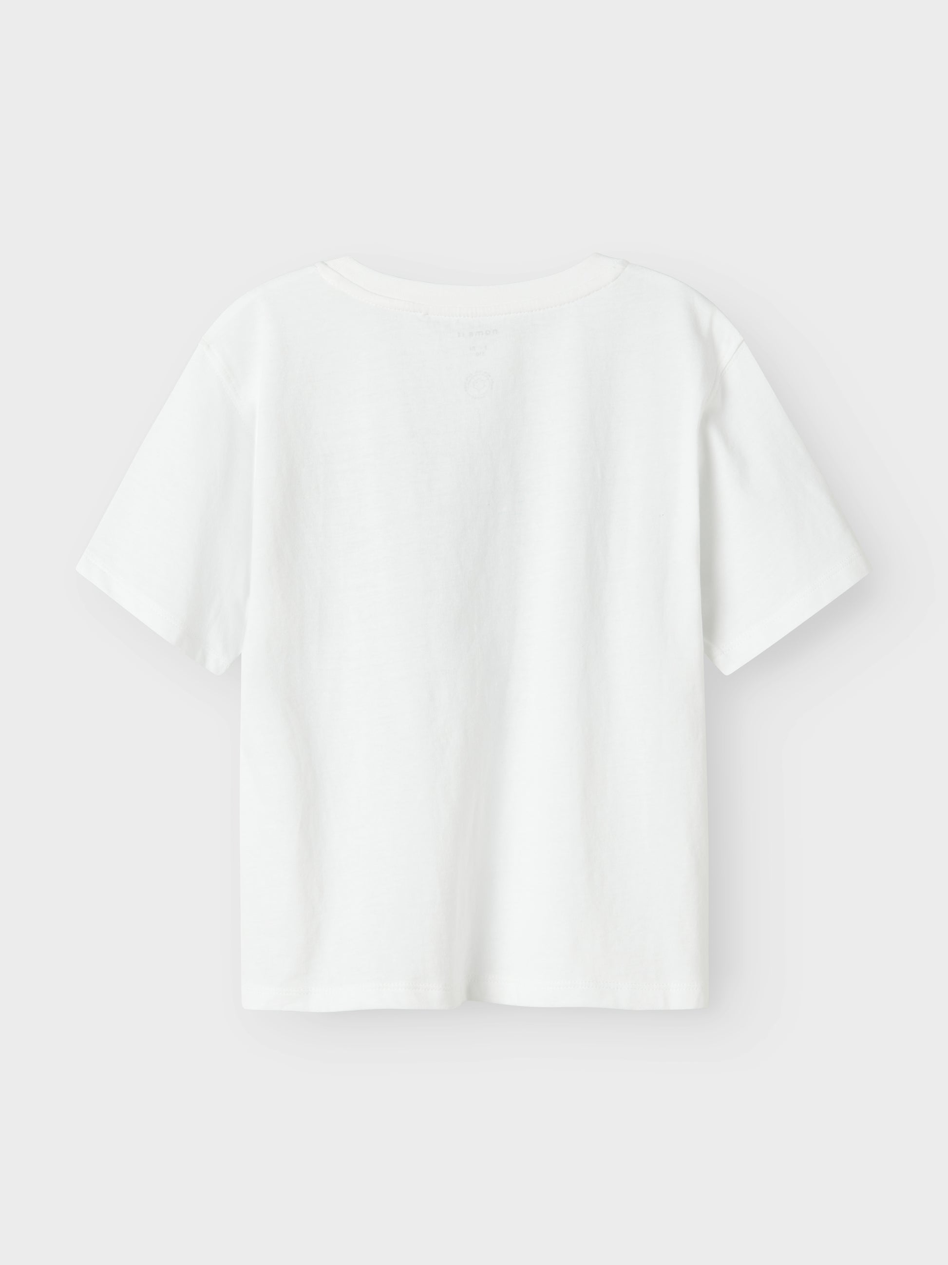 Snygg vit kortärmad t-shirt med randigt grönt hjärta till flicka. Tjej topp i ekologisk bomull från Name it.
NKFFESKO SS NREG TOP
13241497