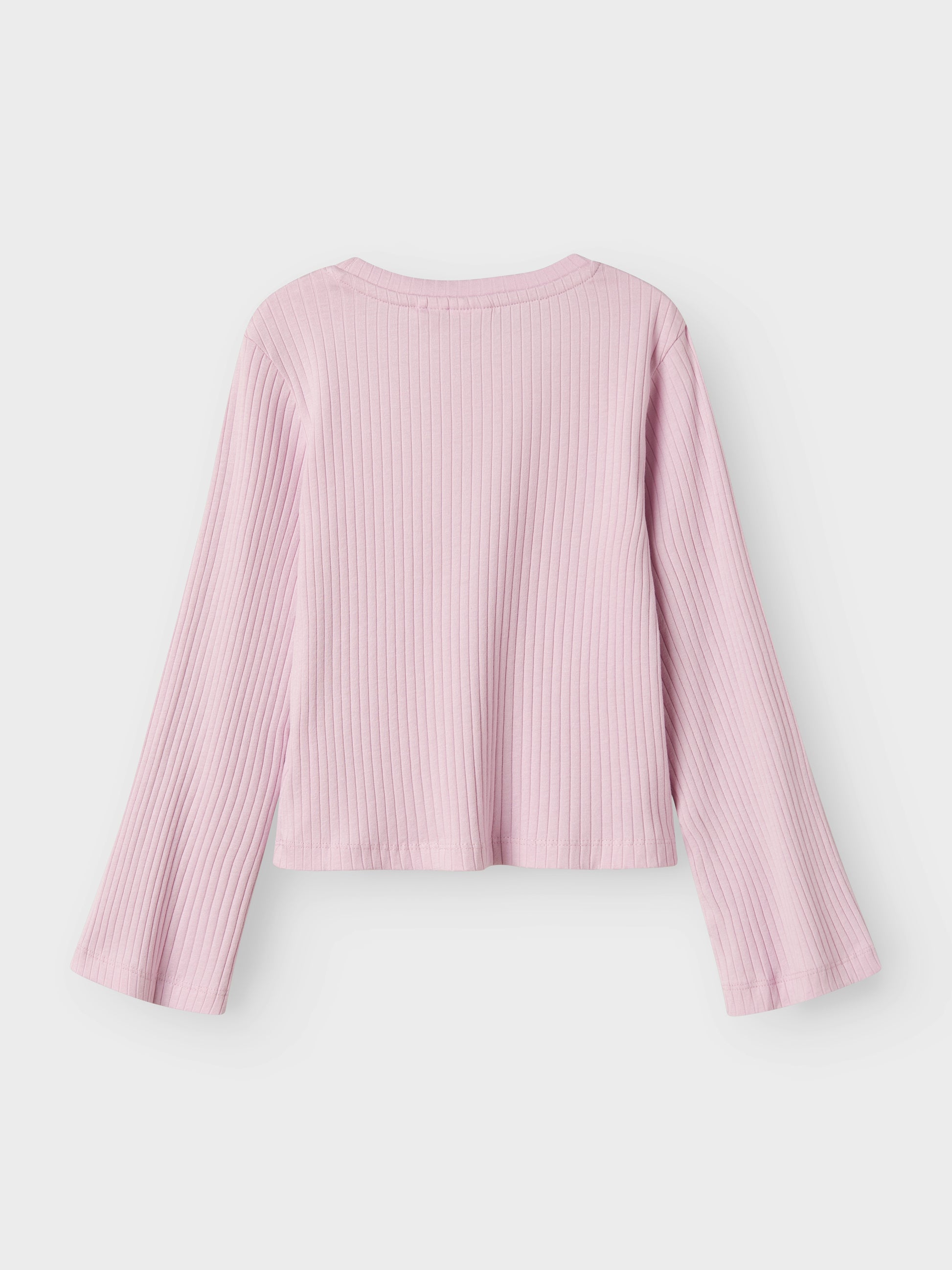 Snygg rosa ribbad tröja i ekologisk bomull till tjej. Ungdomströja med vid ärm till flicka.
NKFKALO LS SHORT TOP
13235803