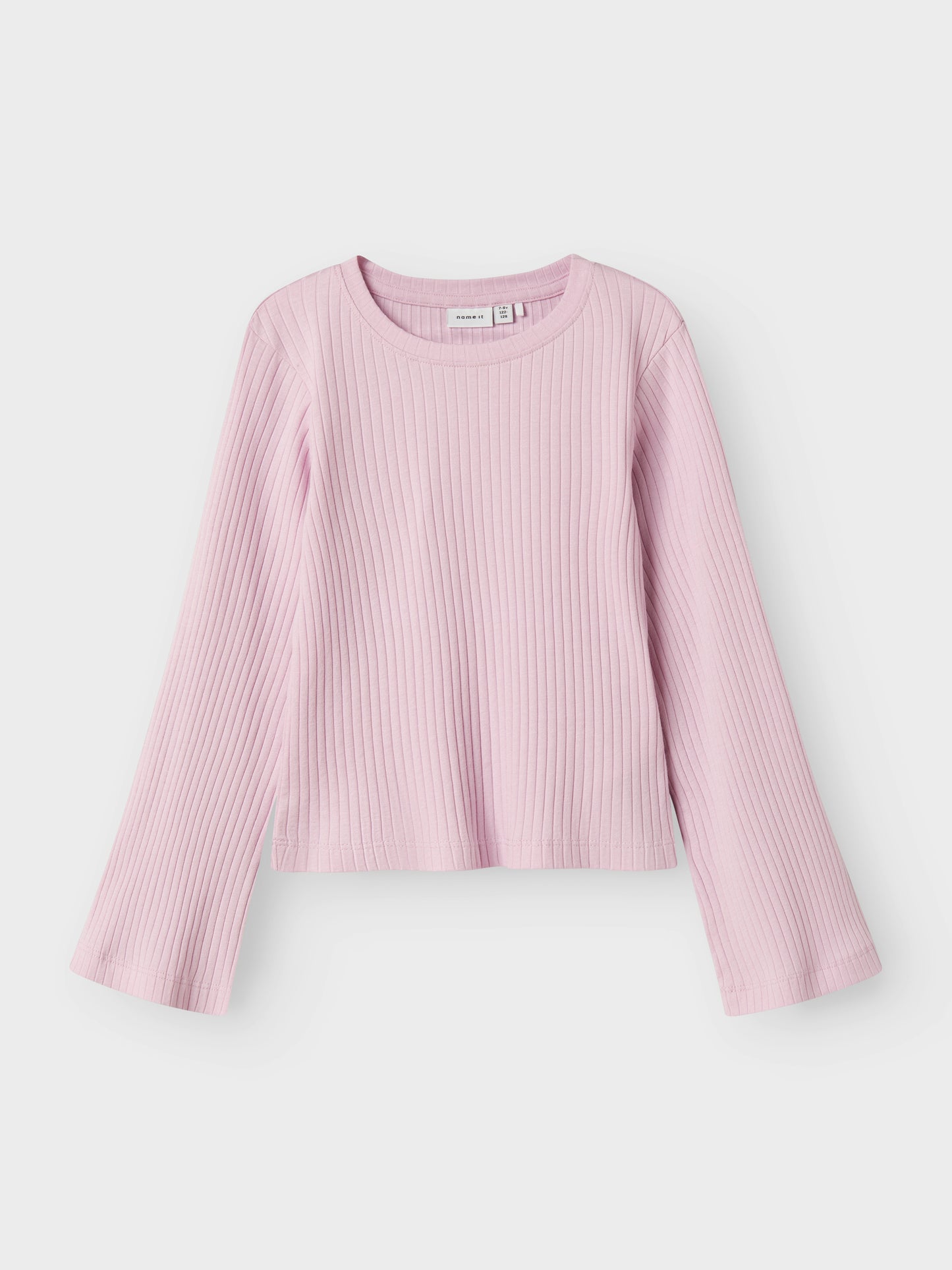 Snygg rosa ribbad tröja i ekologisk bomull till tjej. Ungdomströja med vid ärm till flicka.
NKFKALO LS SHORT TOP
13235803