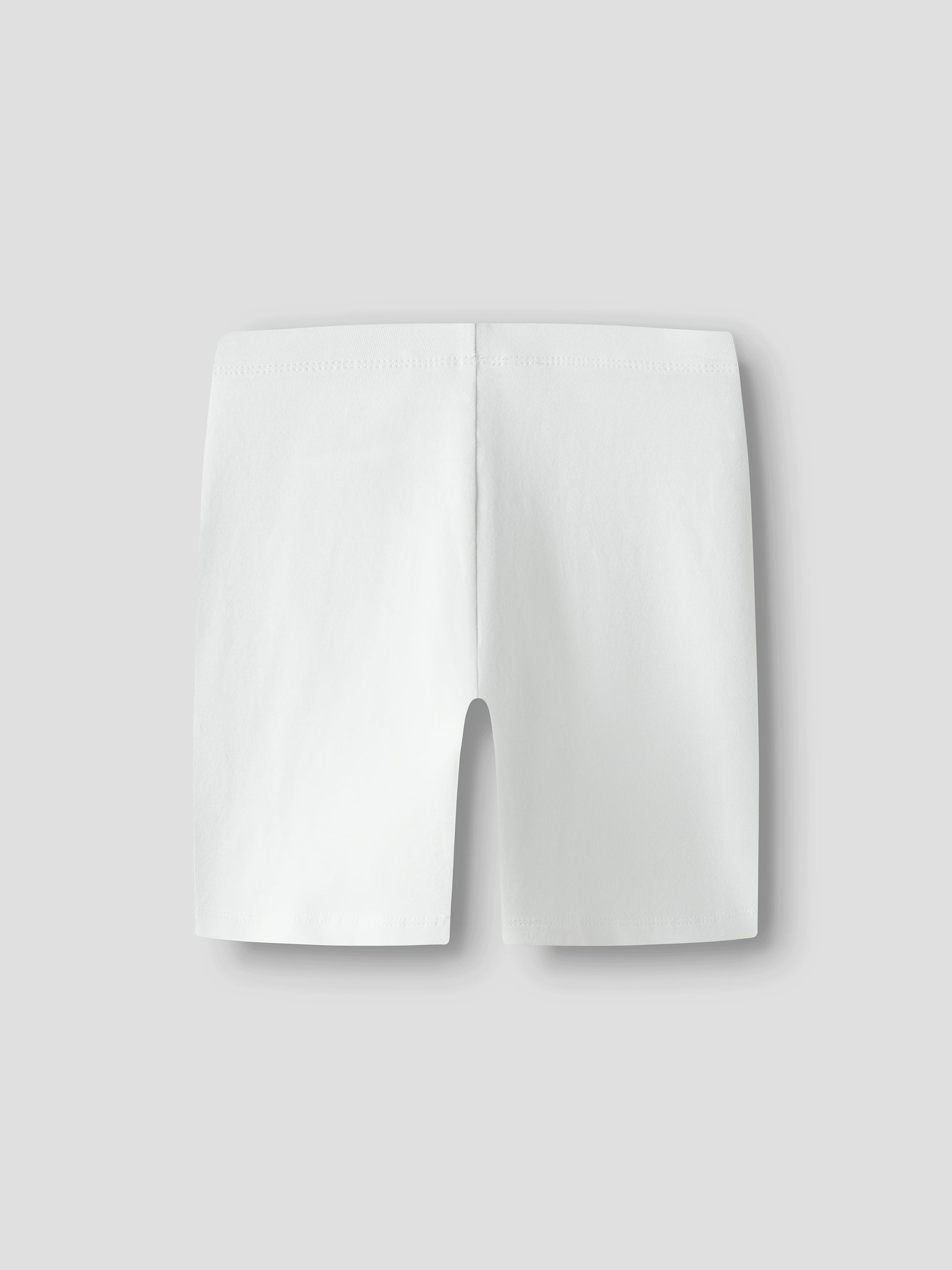 Vita cykelbyxor till flicka. Korta biker shorts, cykelbyxa till tjej, flicka från Name it.
NKFVIVIAN SHORT LEGGING NOOS
13228199