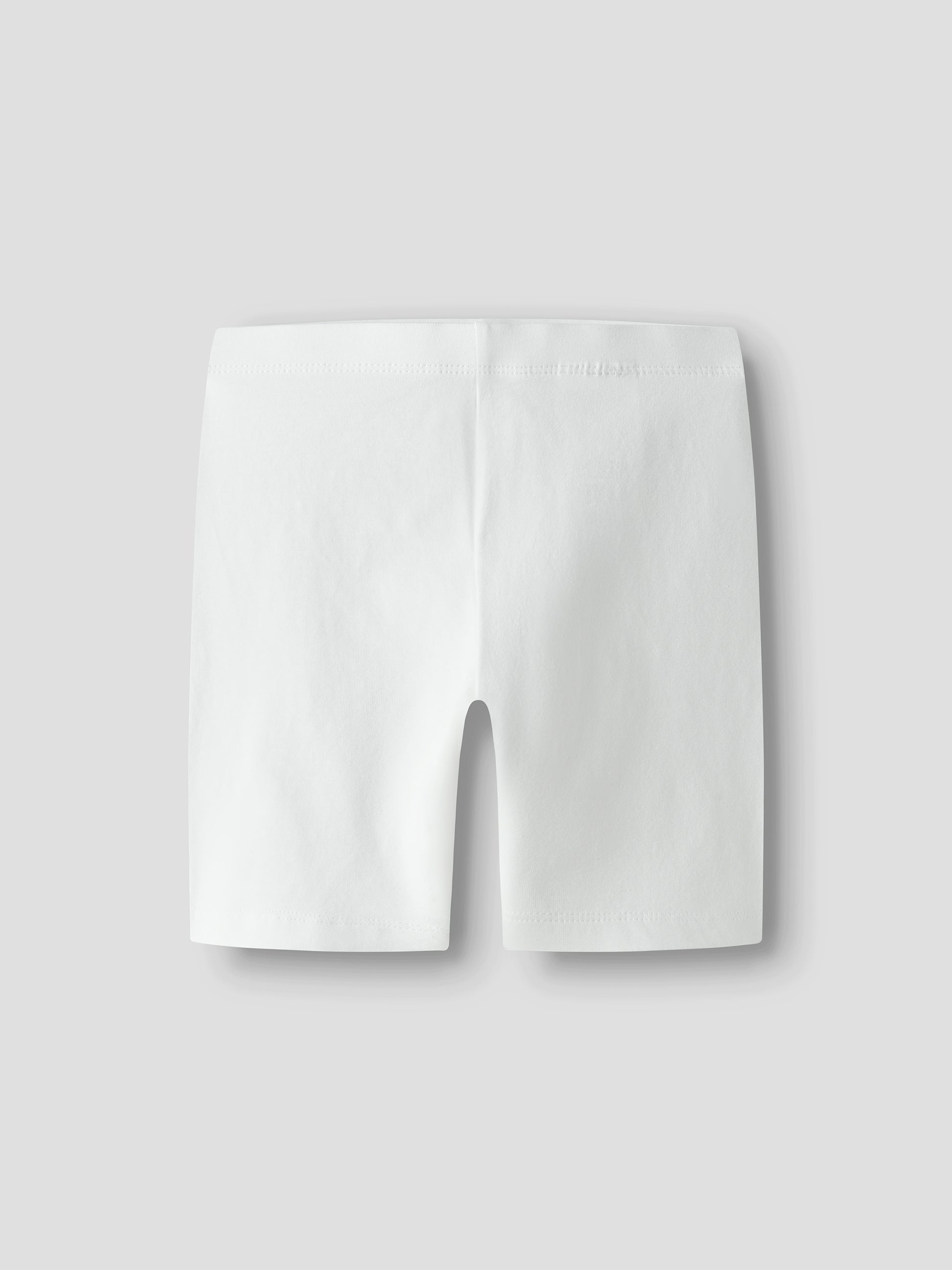 Vita cykelbyxor till flicka. Korta biker shorts, cykelbyxa till tjej, flicka från Name it.
NKFVIVIAN SHORT LEGGING NOOS
13228199