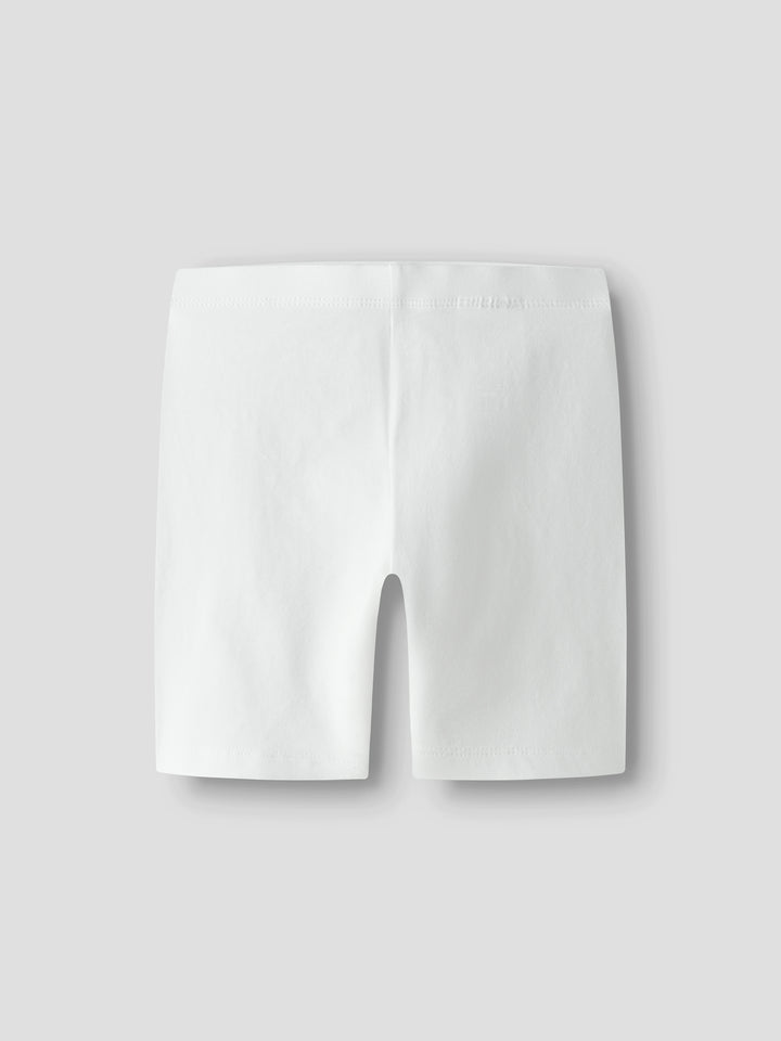 Vita cykelbyxor till flicka. Korta biker shorts, cykelbyxa till tjej, flicka från Name it.
NKFVIVIAN SHORT LEGGING NOOS
13228199