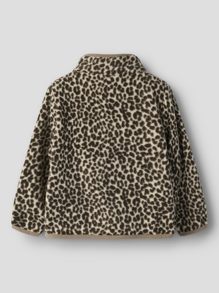 Cool leopard mönstrad fleece jacka till flicka. Fleecejacka, fleece tröja i leo mönster till flicka och pojke.
Fleece kläder från Name it.
NMFMEEKO FLEECE JACKET AOP2 NOOS
13243654