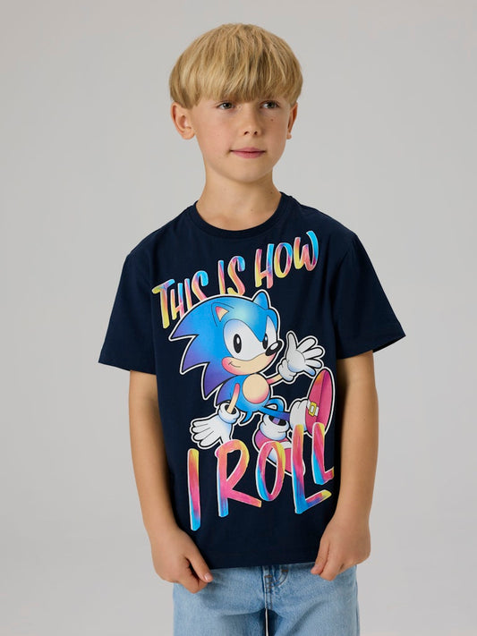 Blå Sonic t-shirt till pojke. Sonic tröja till kille från Name it.
NKMDARIUS SONIC NREG SS TOP BOX SKY
13252188