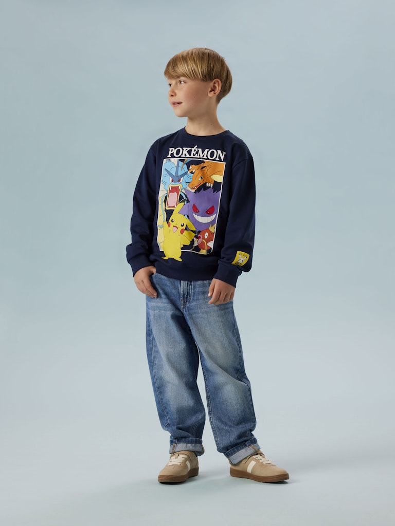 Blå Pokémon tröja till pojke. Långärmad sweatshirt tröja med Pokemon till kille. 
NKMJOBI POKEMON NREG SWEAT BRU BOX SKY
13252202