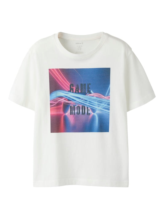 Vit t-shirt till kille med fotoprint Game Mode. Tröja kortärmad från Name it till pojke.
NKMVOTO SS NREG TOP
13239070