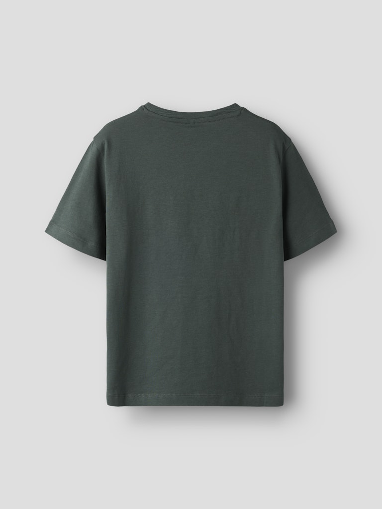 Hund t-shirt till kille med fotoprint Skateboard. Tröja kortärmad från Name it till pojke.
NKMVOTO SS NREG TOP
13239070