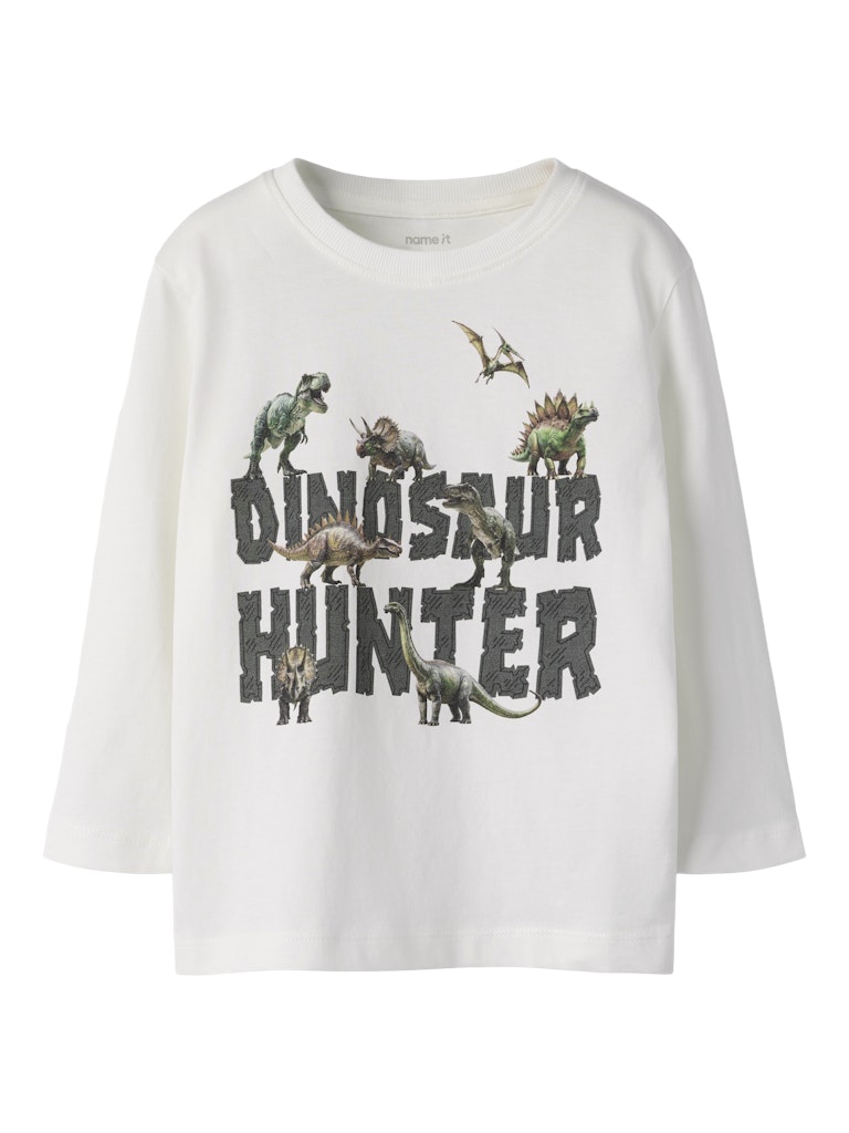 Vit långärmad tröja till pojke. Dinosaurie t-shirt, dino hunter banrkläder till liten kille från Name it.
NMMVOTO LS NREG TOP
13238400
