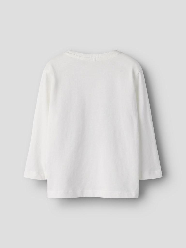 Vit långärmad tröja till pojke. Dinosaurie t-shirt, dino hunter banrkläder till liten kille från Name it.
NMMVOTO LS NREG TOP
13238400