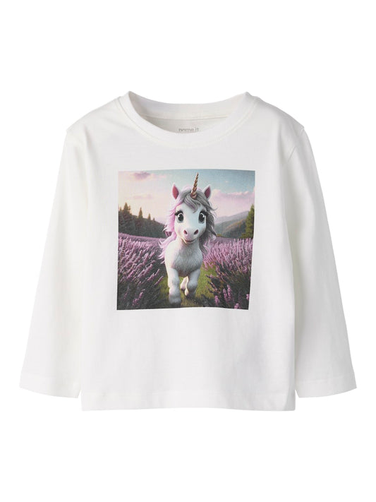 Vit långärmad t-shirt med Unicorn till flicka. Söt vit tröja till flicka från Name it.
NMFVOTEA LS NREG TOP
13238407