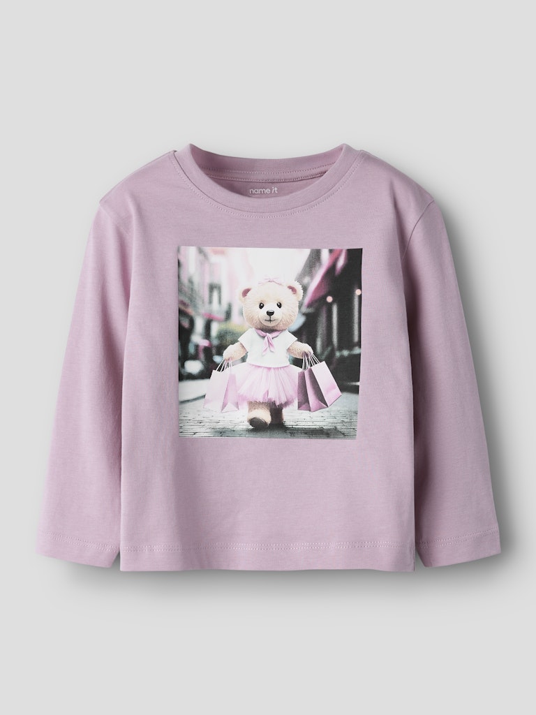 Rosa långärmad t-shirt med nalle ballerina till flicka. Söt rosa tröja till flicka från Name it.
NMFVOTEA LS NREG TOP
13238407