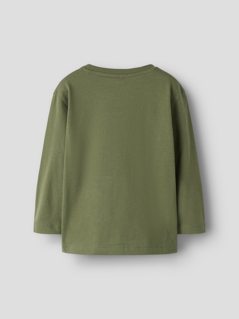 Långärmad grön t-shirt till pojke. Traktor tröja i ekologisk bomull till barn pojke från Name it.
NMMBERLAN LS NREG TOP
13259578