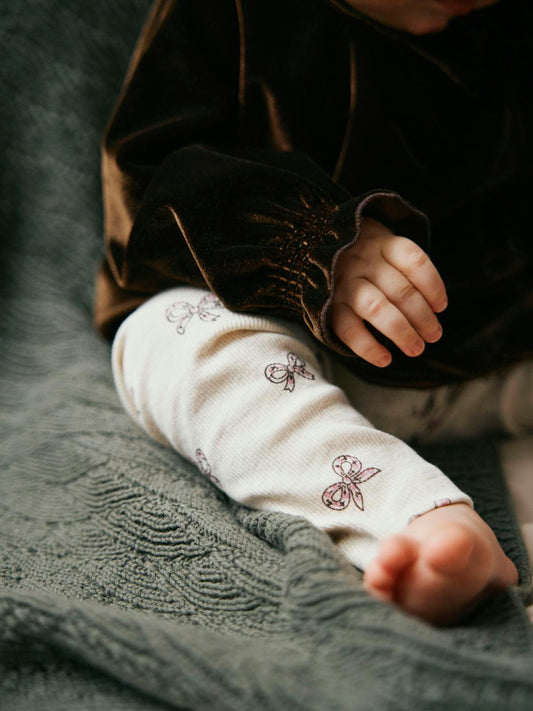 Rulies ribbade babyleggings med rosetter baby flicka Peyote Melange