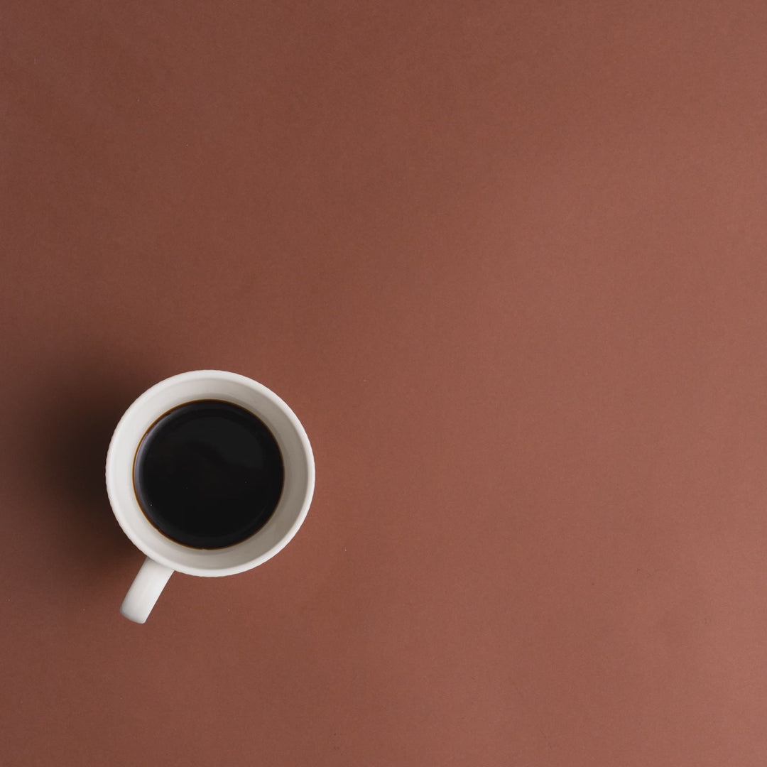 Blå mönstrade strumpor med kaffekopp från Svensk Husman. Roliga mönster strumpor till herr med kaffekoppar, svenskt fika när det är som bäst.