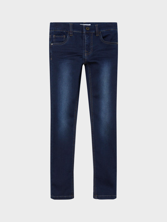 Mörk blå slim jeans till pojke. Smala jeans byxor med mycket stretch till kille.
NKMTHEO XSLIM SWE JEANS 3113-TH NOOS
13209038