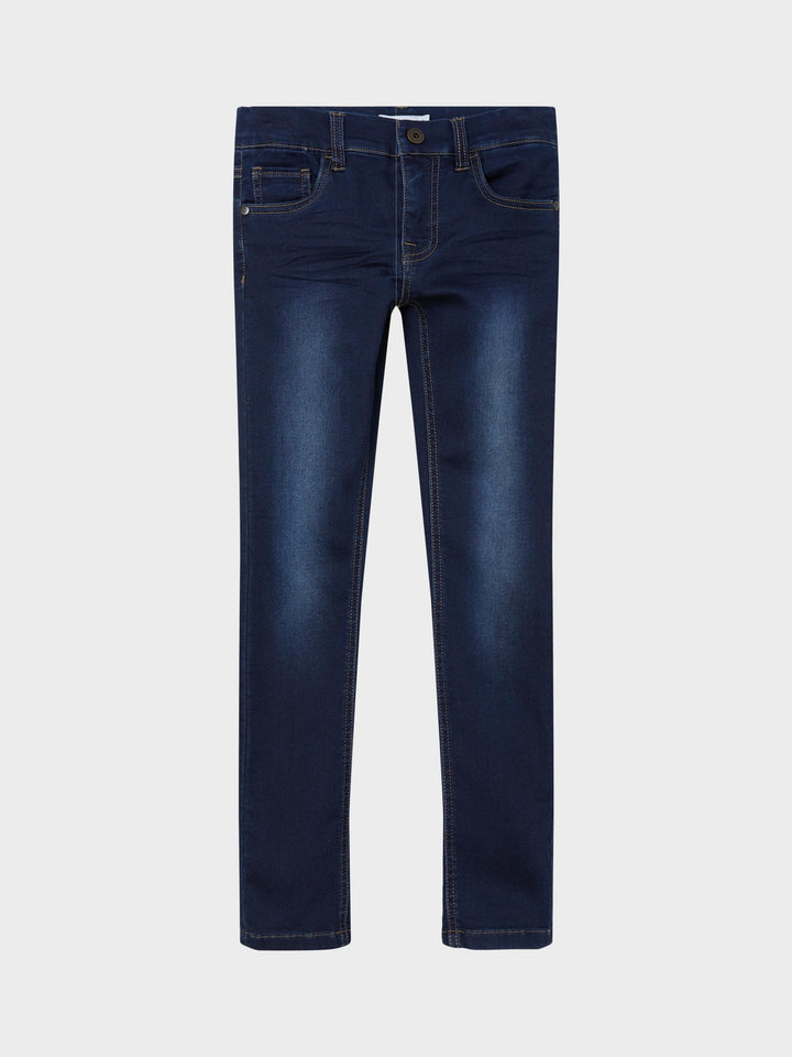 Mörk blå slim jeans till pojke. Smala jeans byxor med mycket stretch till kille.
NKMTHEO XSLIM SWE JEANS 3113-TH NOOS
13209038
